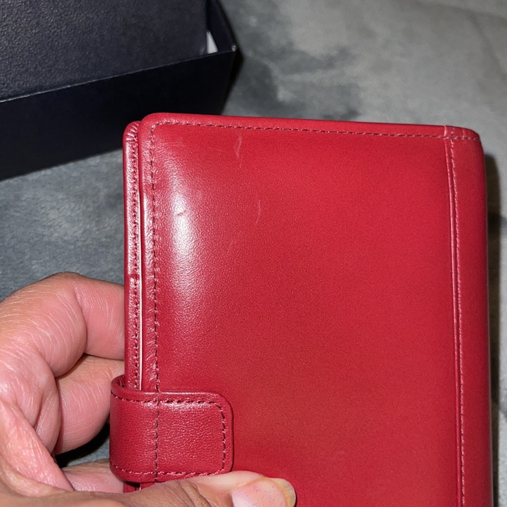 Burberry preloved leather pocket notebook excellent condition comes with box - Picture 12 of 16